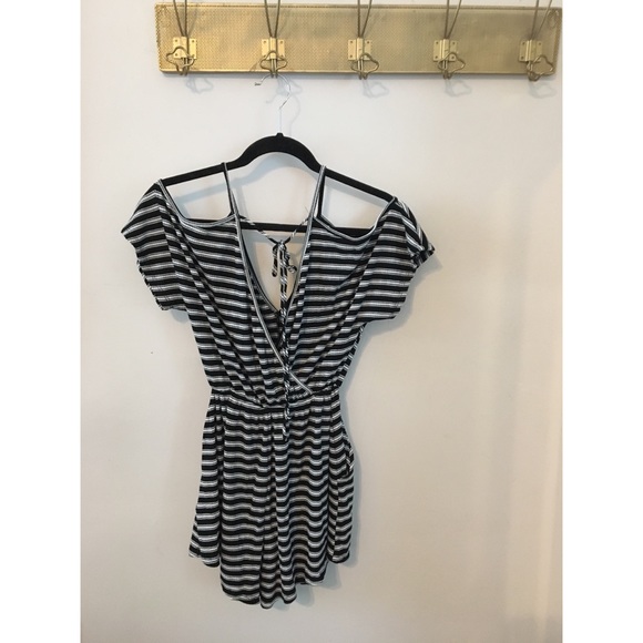 Brand new striped romper - Lush - Picture 2 of 2